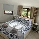 Need 公寓 *