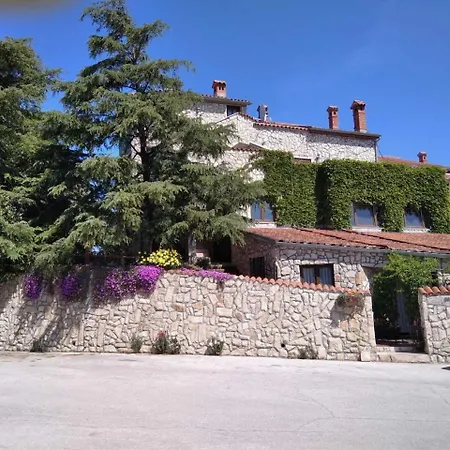 Need Appartement Pula