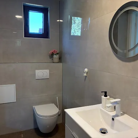 Need Apartamento *